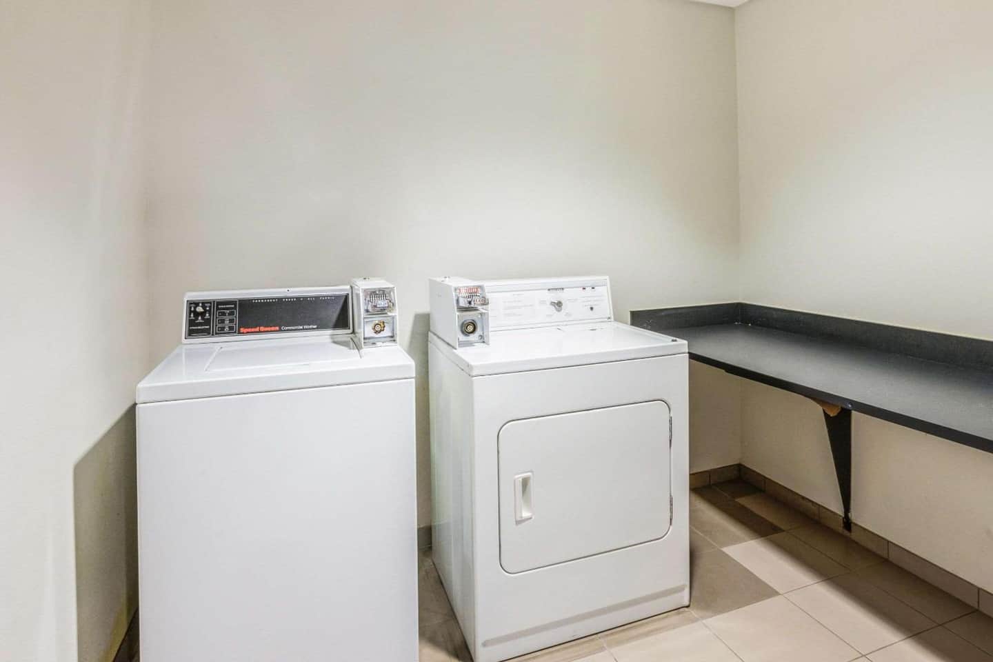 Sleep Inn & Suites
