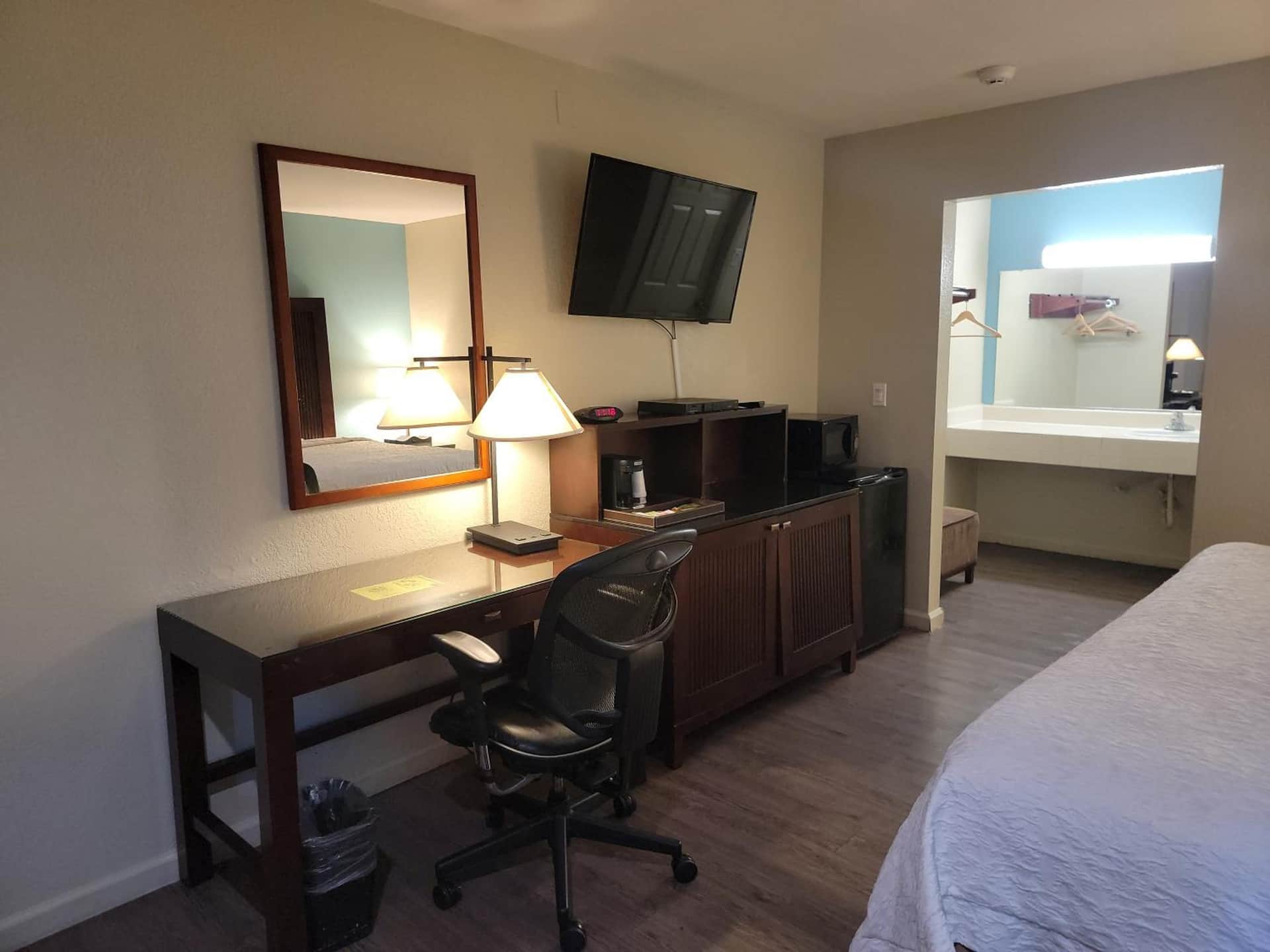 Mission Inn and Suites