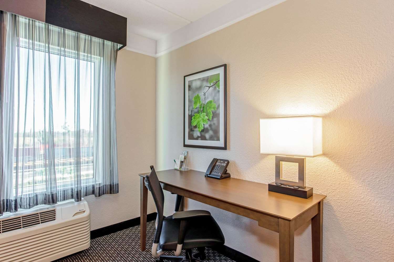 La Quinta Inn & Suites by Wyndham Panama City