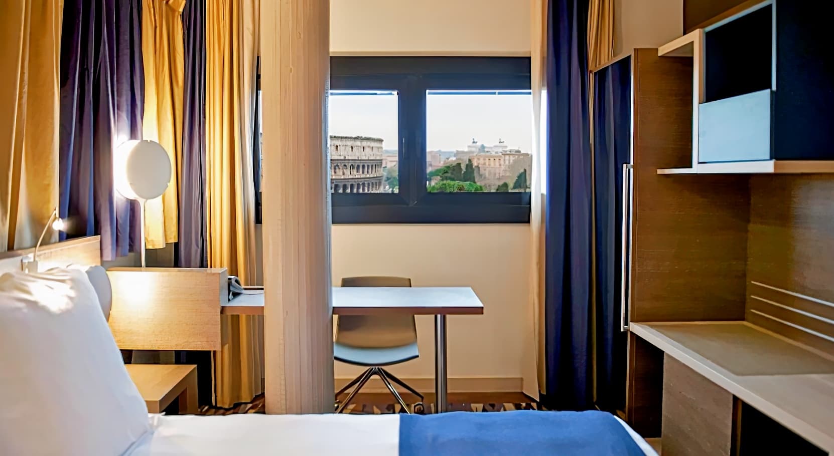Mercure Rome Colosseum Centre