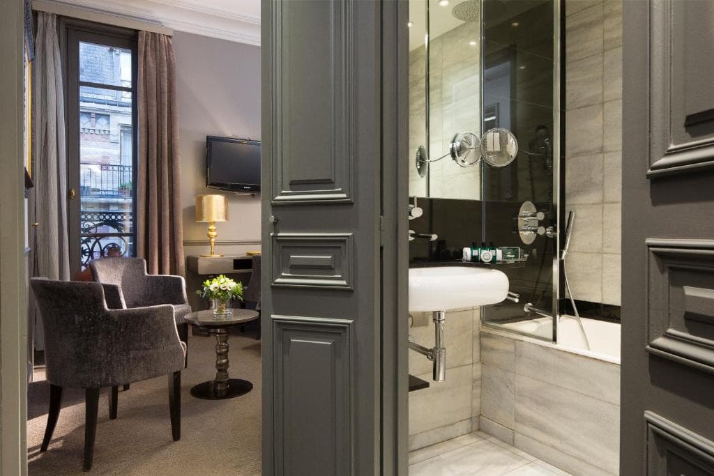 Hôtel Lumen Paris Louvre