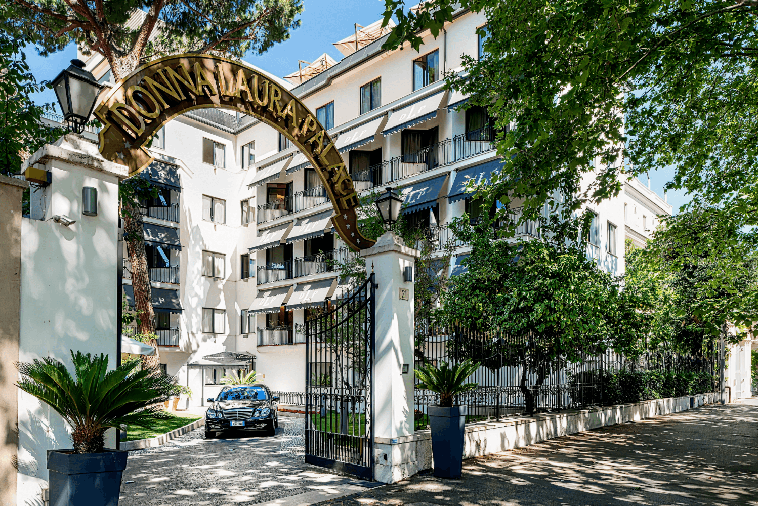 Hotel Donna Laura Palace