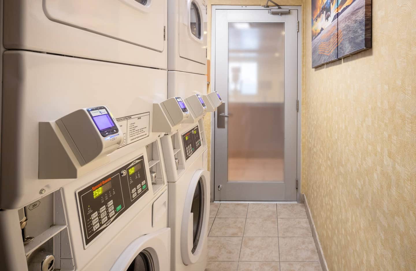 Hilton Garden Inn Queens / JFK Airport