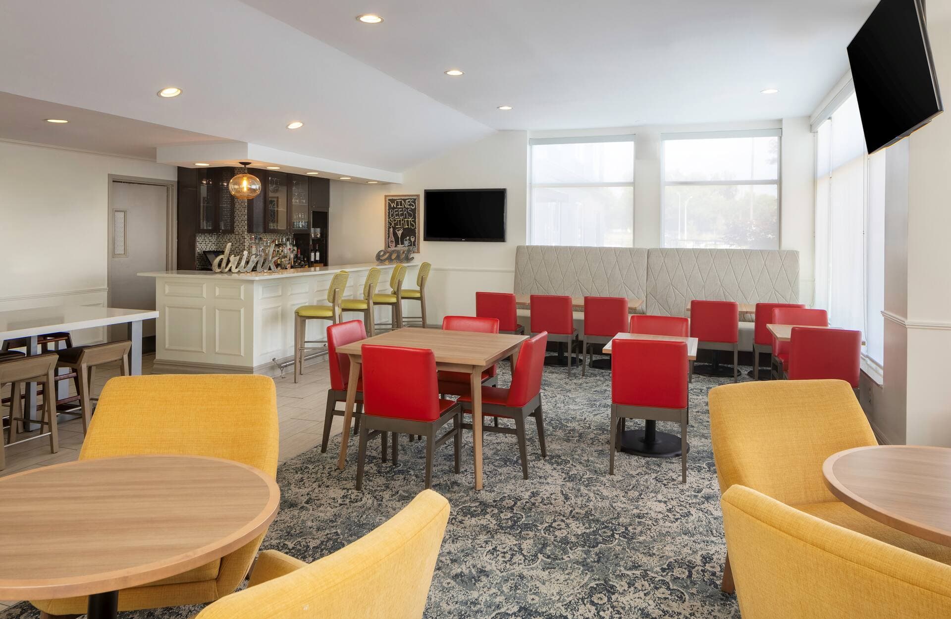 Hilton Garden Inn Queens / JFK Airport