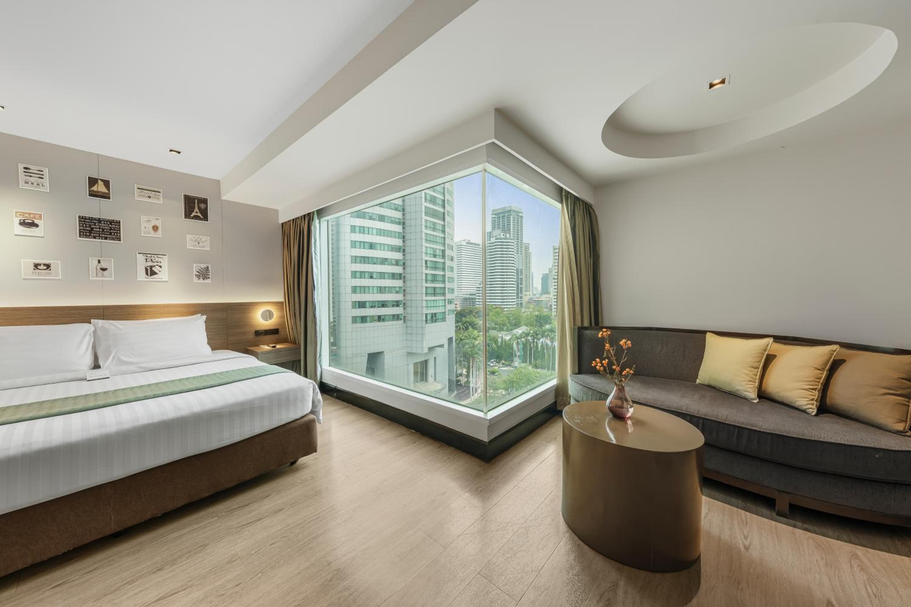 Golden Tulip Mandison Suites