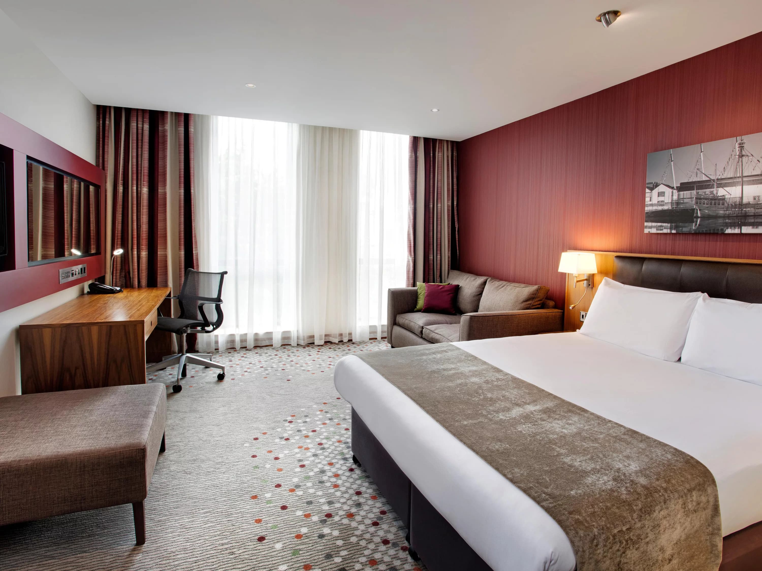 Holiday Inn Bristol City Centre by IHG