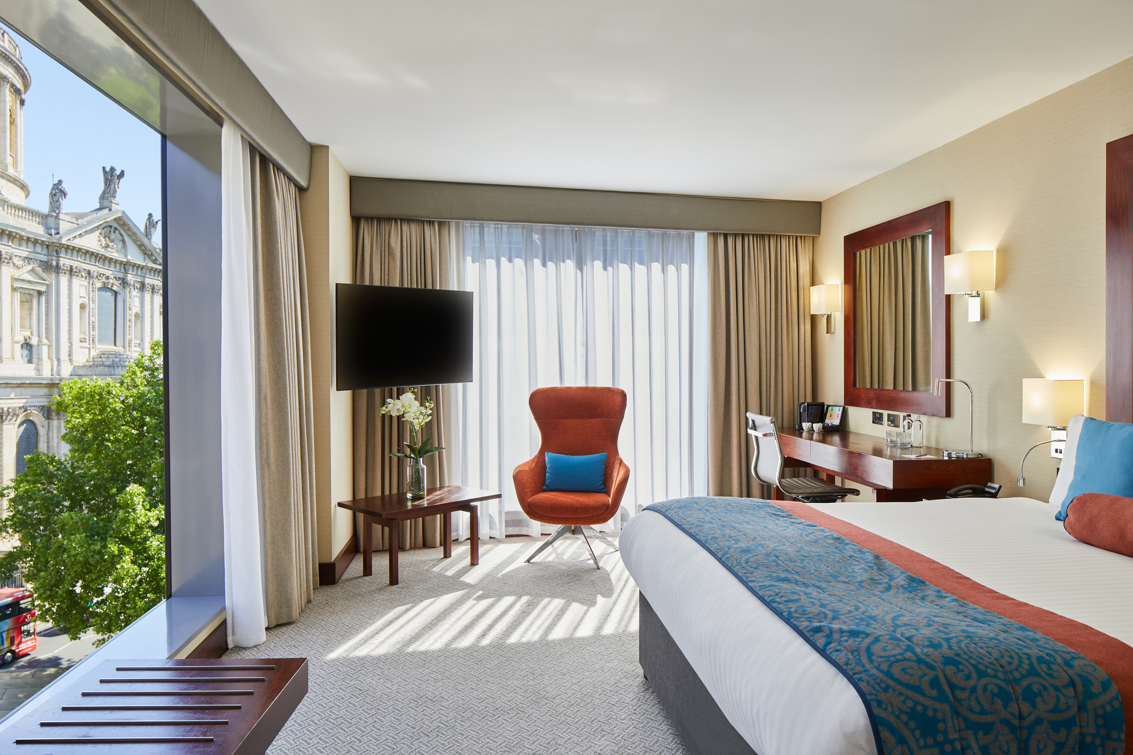 Leonardo Royal Hotel London St Pauls