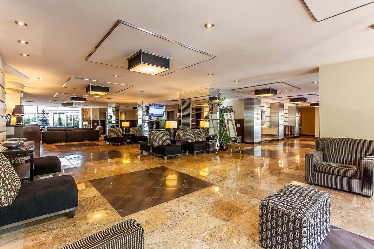 Le Nouvel Hotel