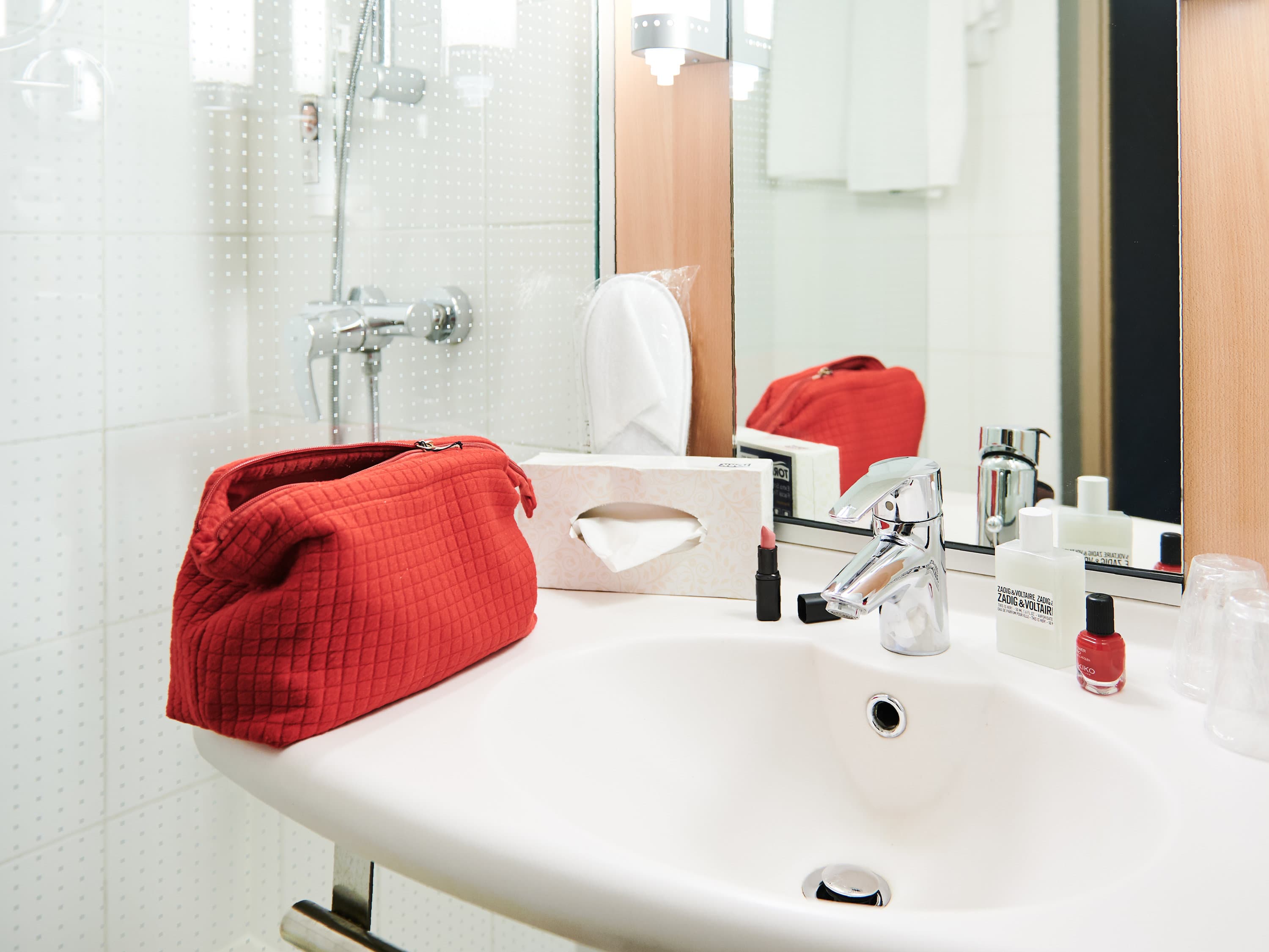 ibis Lyon Gerland Musée des Confluences