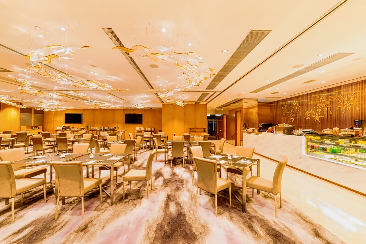 Kowloon Harbourfront Hotel