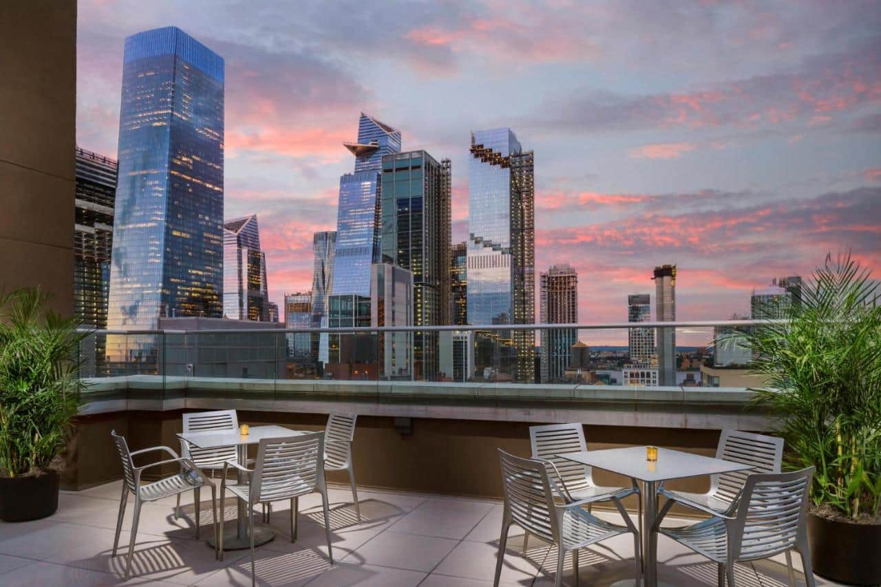 DoubleTree By Hilton New York Times Square South