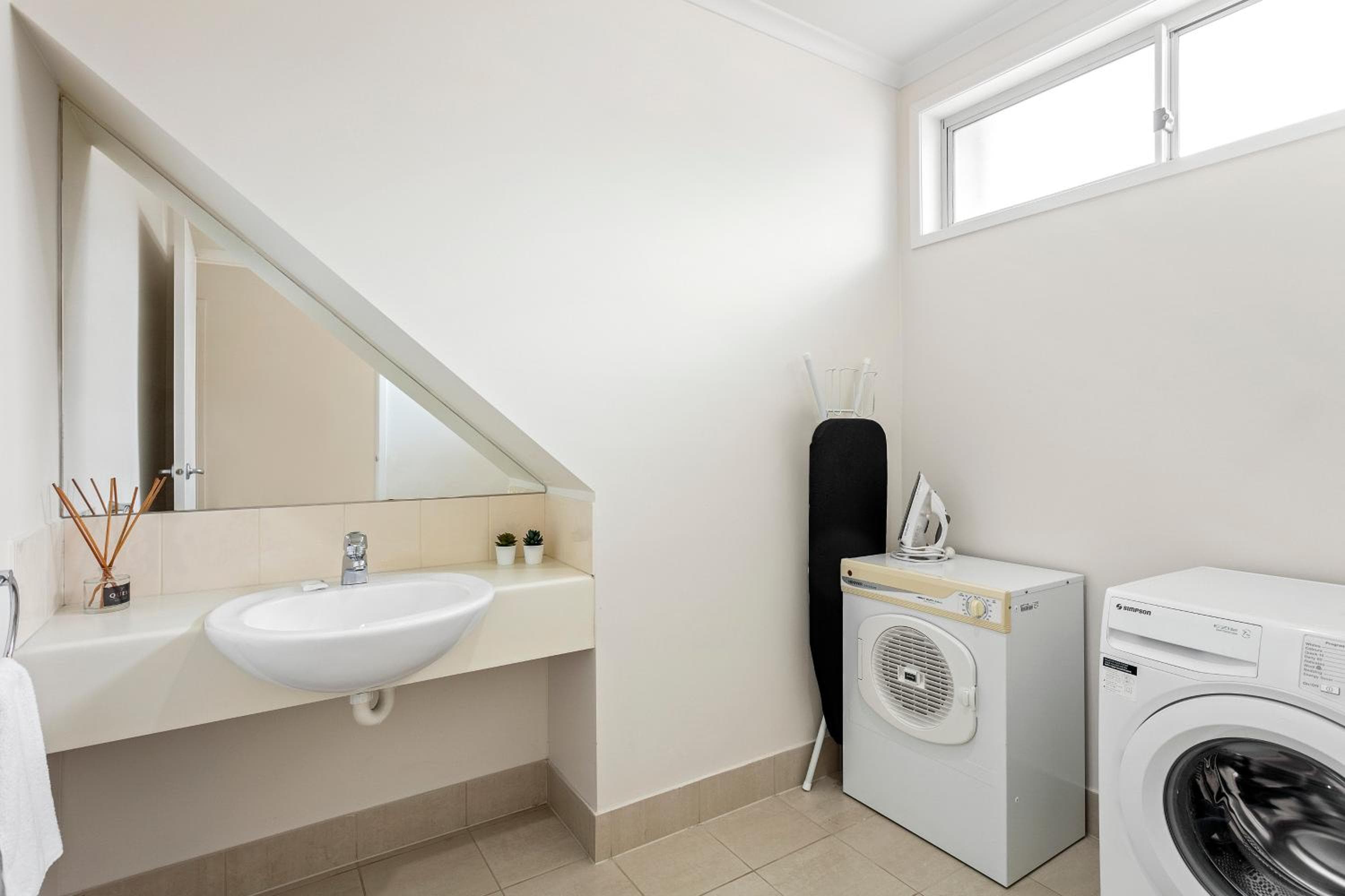 Quest Williamstown North