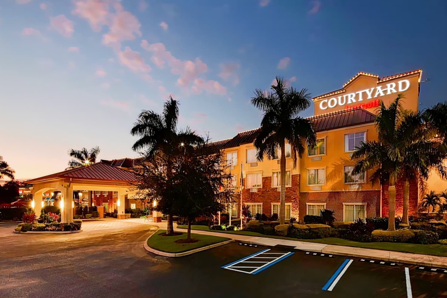 Courtyard by Marriott Sarasota - University Park / Lakewood Ranch Area