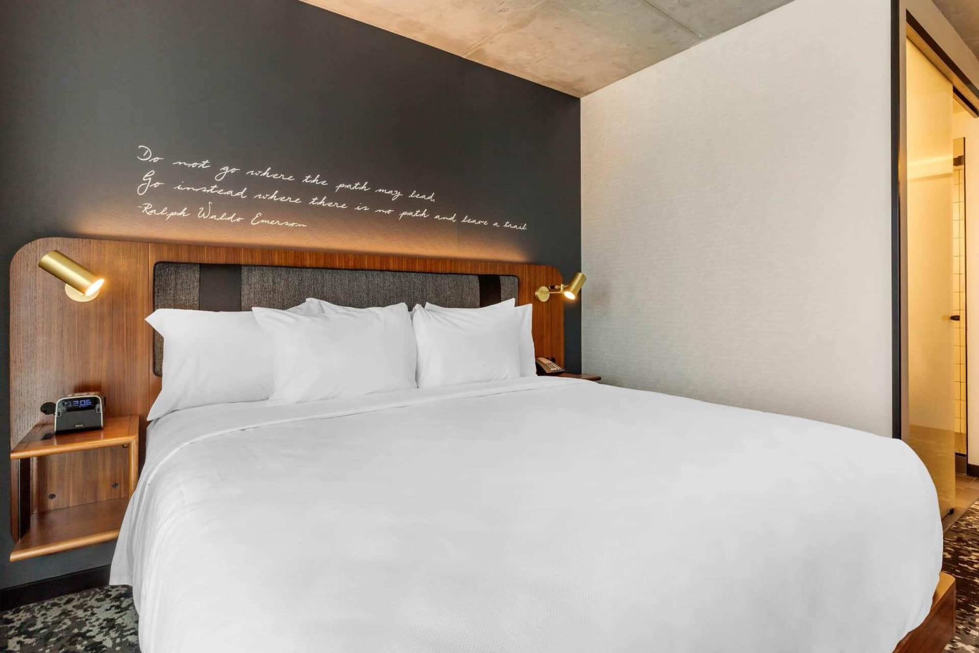 Cambria Hotel Boston Downtown - Seaport
