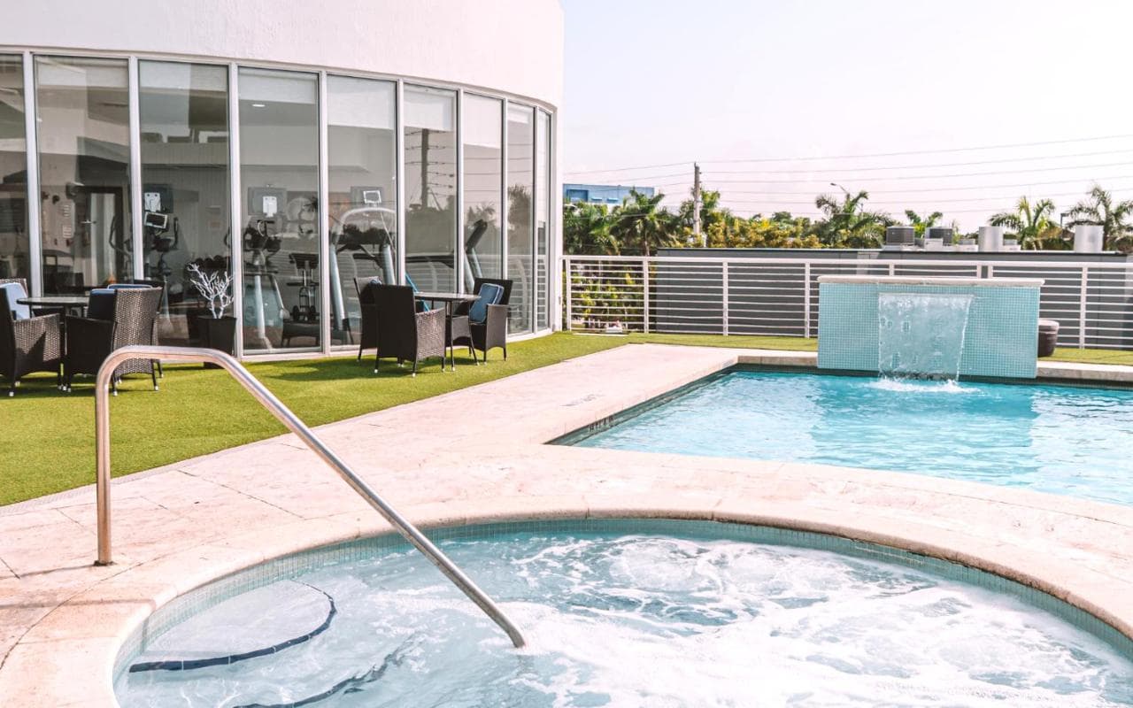 Nuvo Suites Hotel - Miami / Doral