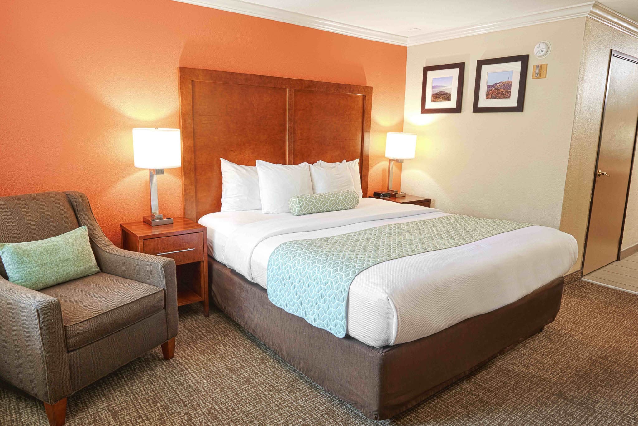 The Hills Inn Eagle Rock - Near Old Town Pasadena