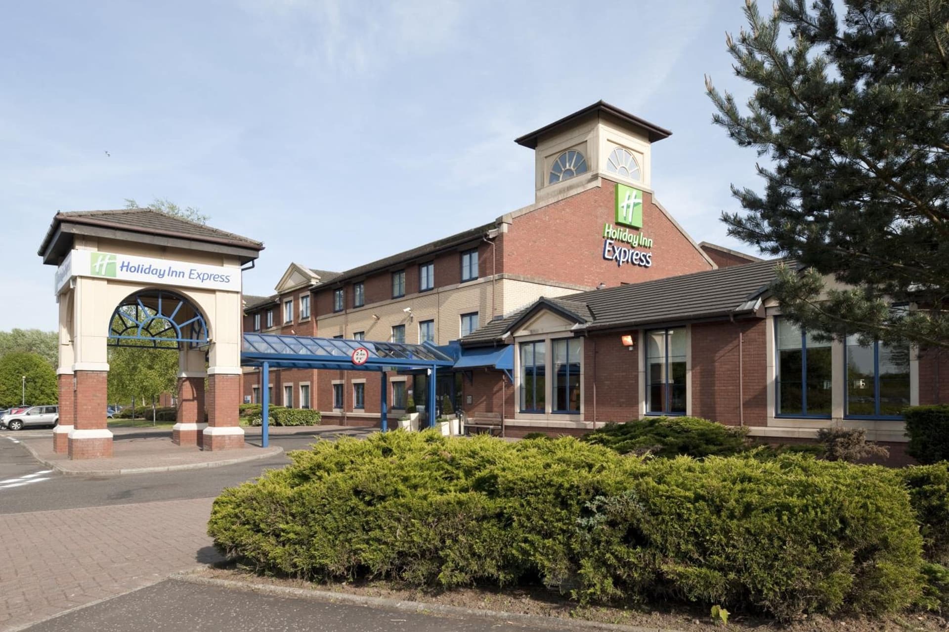 Holiday Inn Express Strathclyde Park