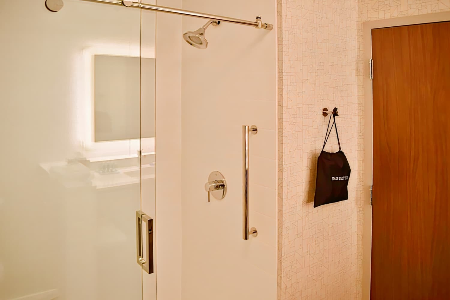 Holiday Inn Express & Suites - Boston South - Randolph