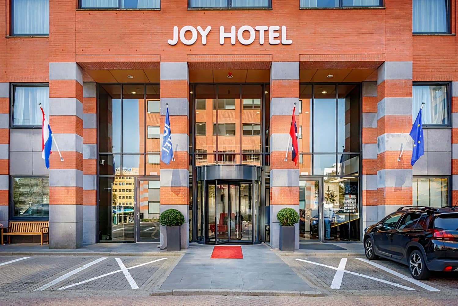 Joy hotel