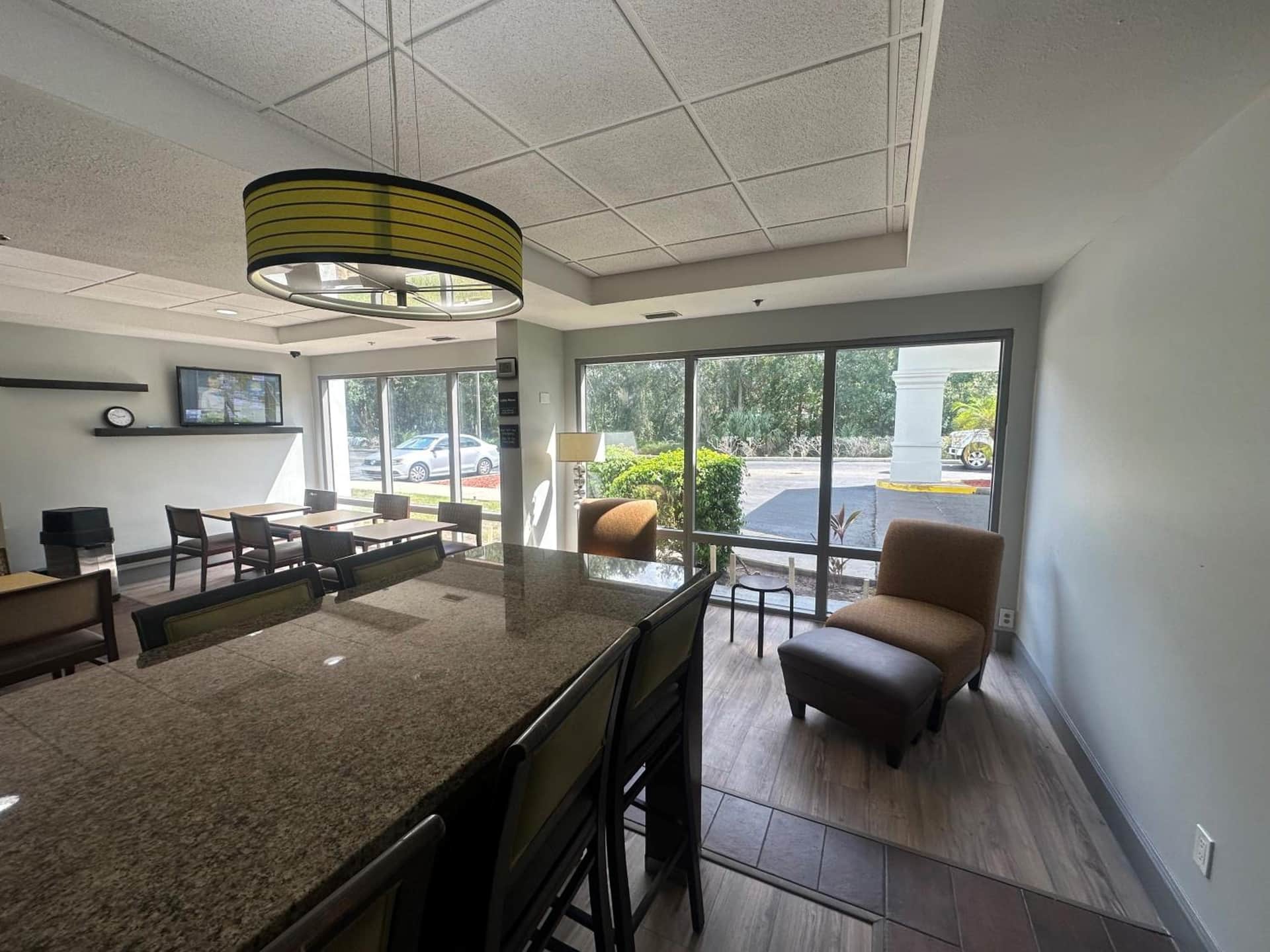 Brandon Center Hotel