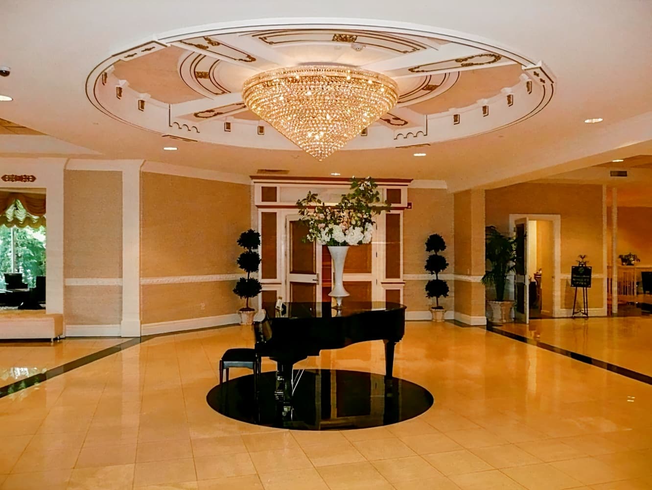 The Wilshire Grand Hotel