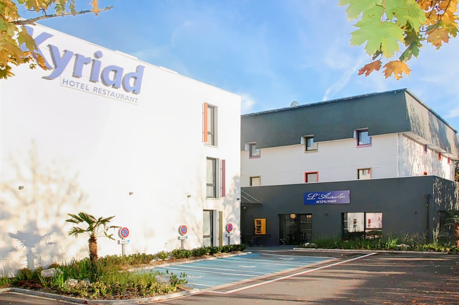 Kyriad Saint Quentin en Yvelines Montigny