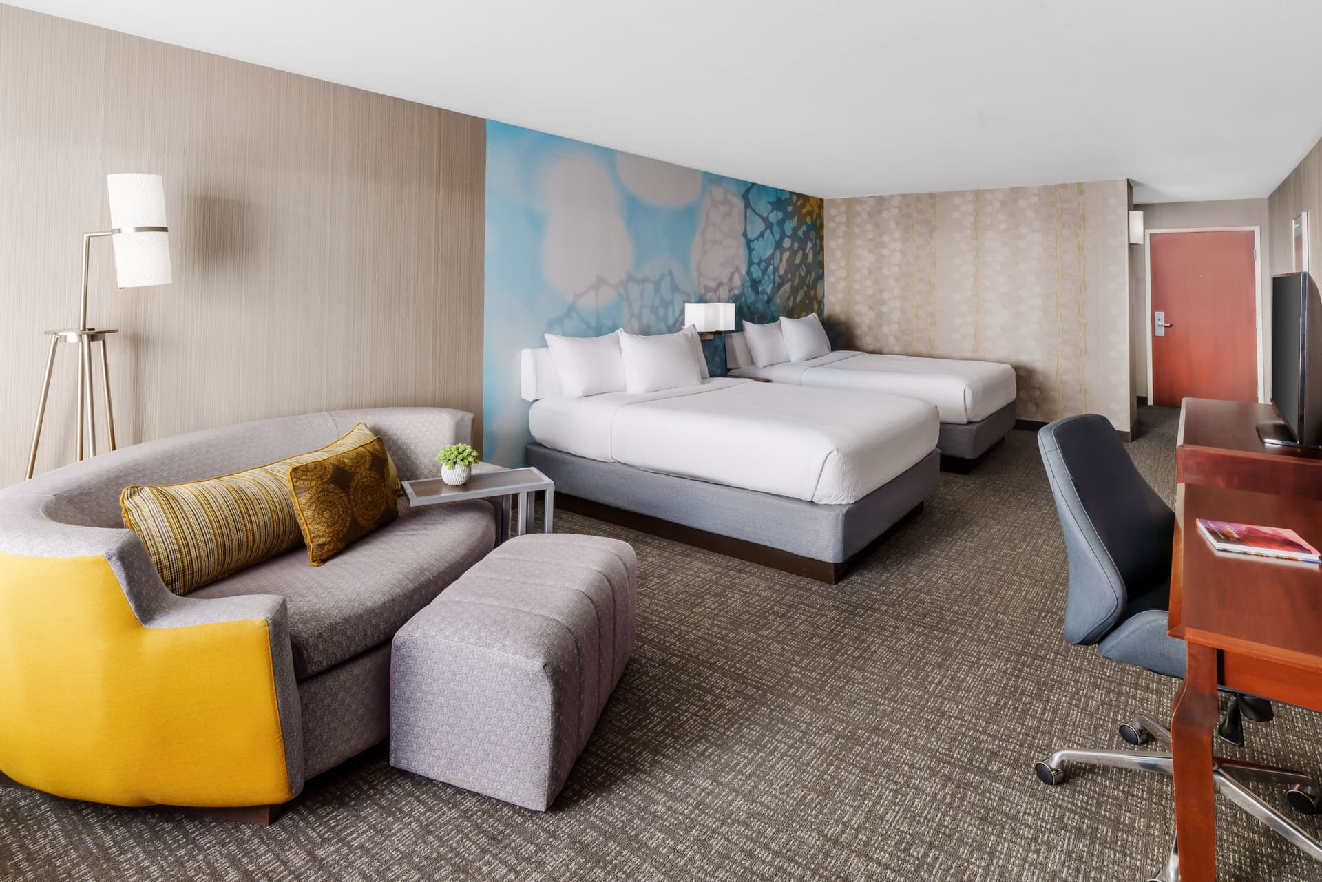 Courtyard by Marriott Roseville Galleria Mall/Creekside Ridge Drive