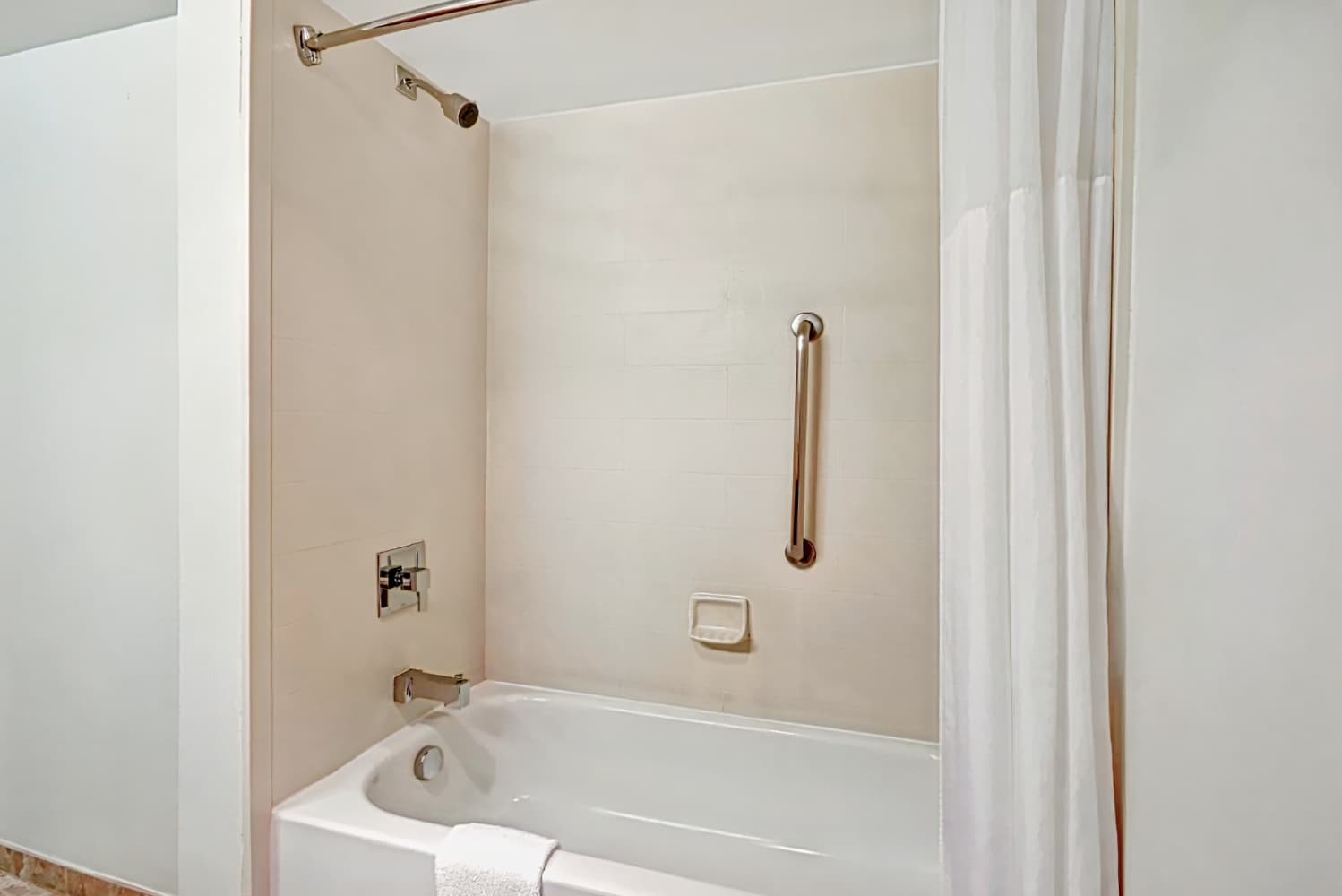 Hampton Inn & Suites Alexandria Old Town Area South