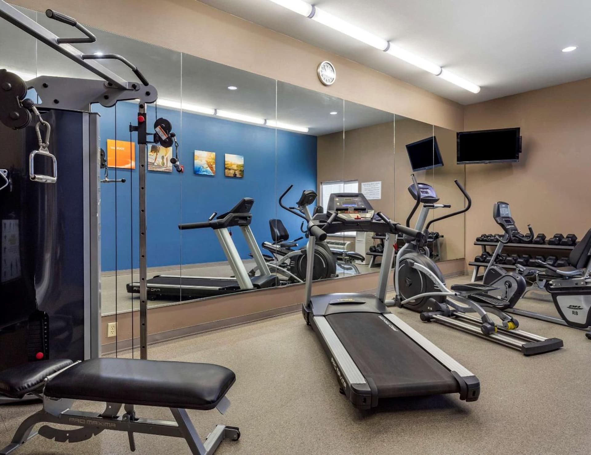 Comfort Inn & Suites Cleveland, Texas