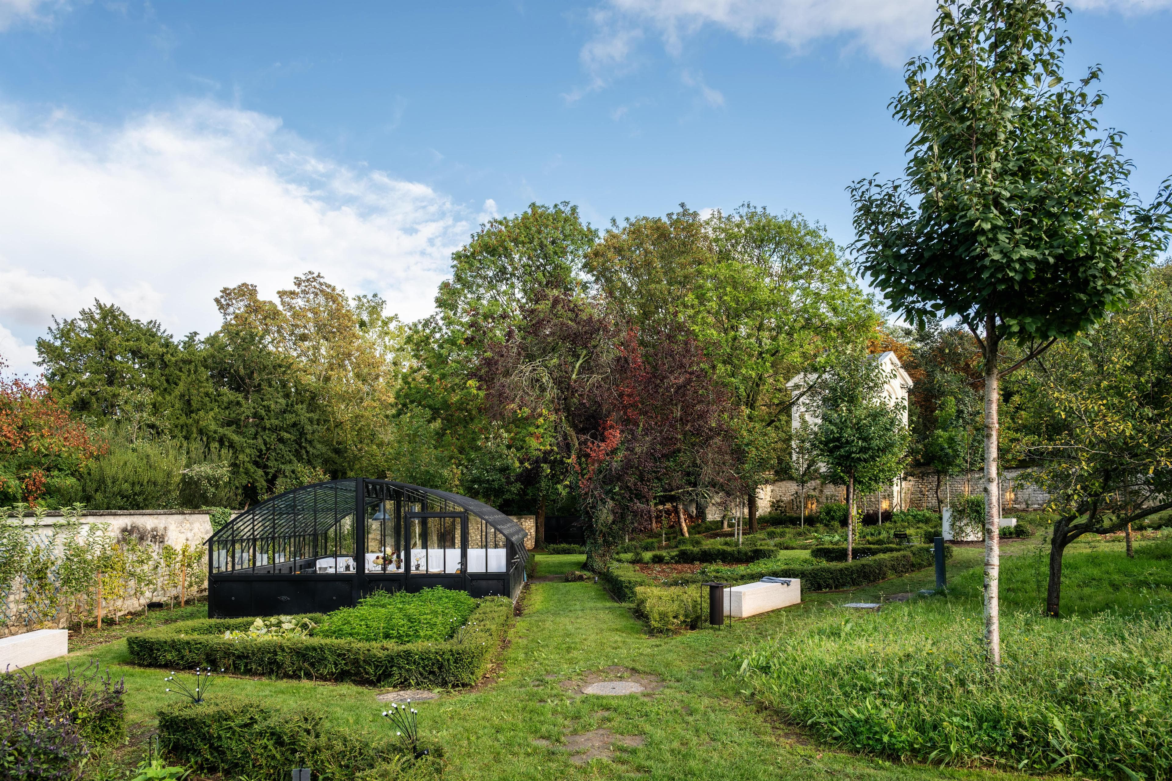 Domaine Reine Margot Paris Issy MGallery Collection