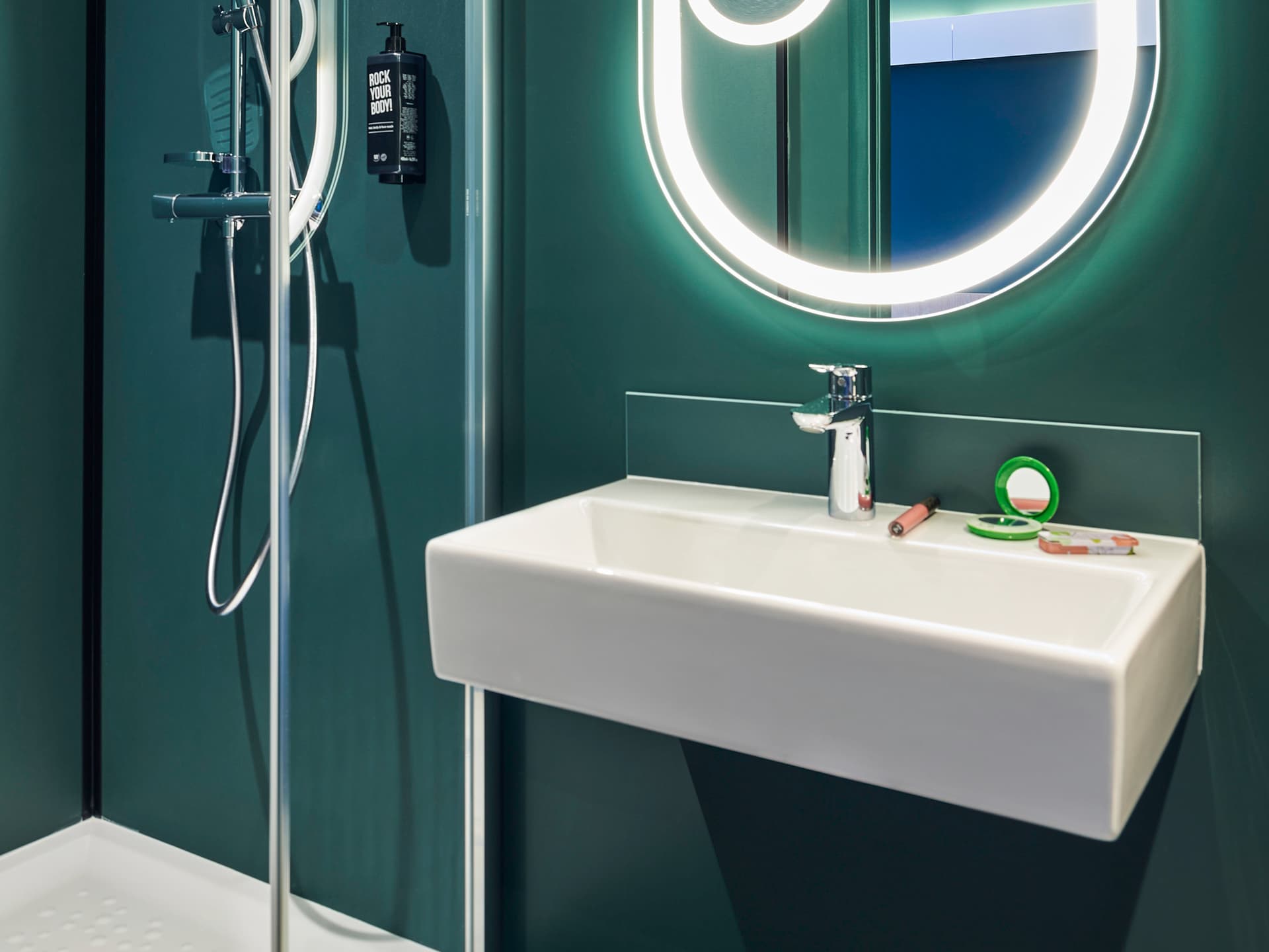 ibis Montlhery Paris Sud