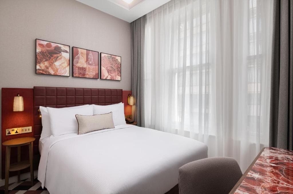 Lost Property St Paul’s London – Curio Collection by Hilton