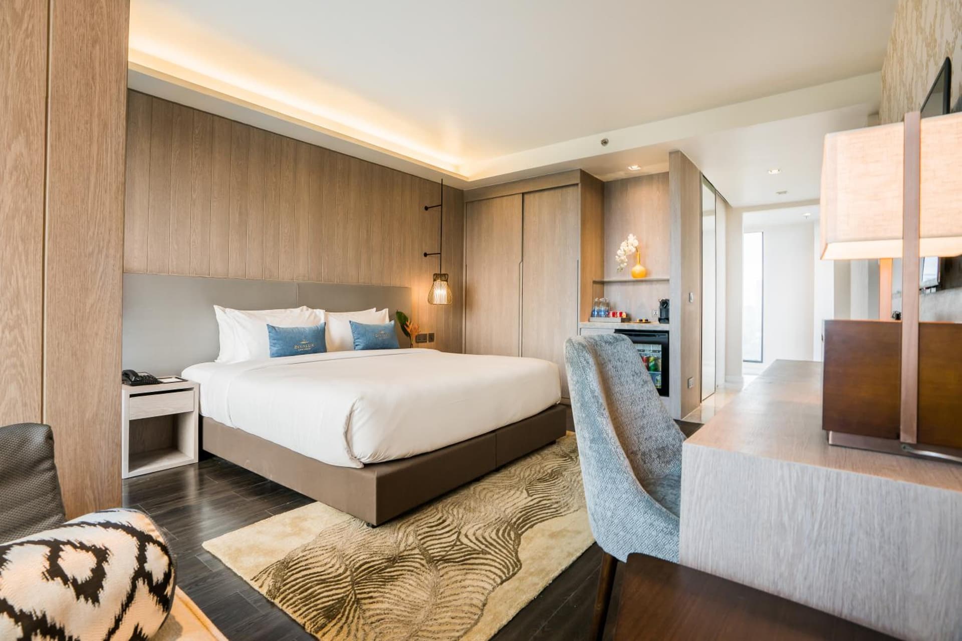 Divalux Resort & Spa Bangkok, Suvarnabhumi Airport
