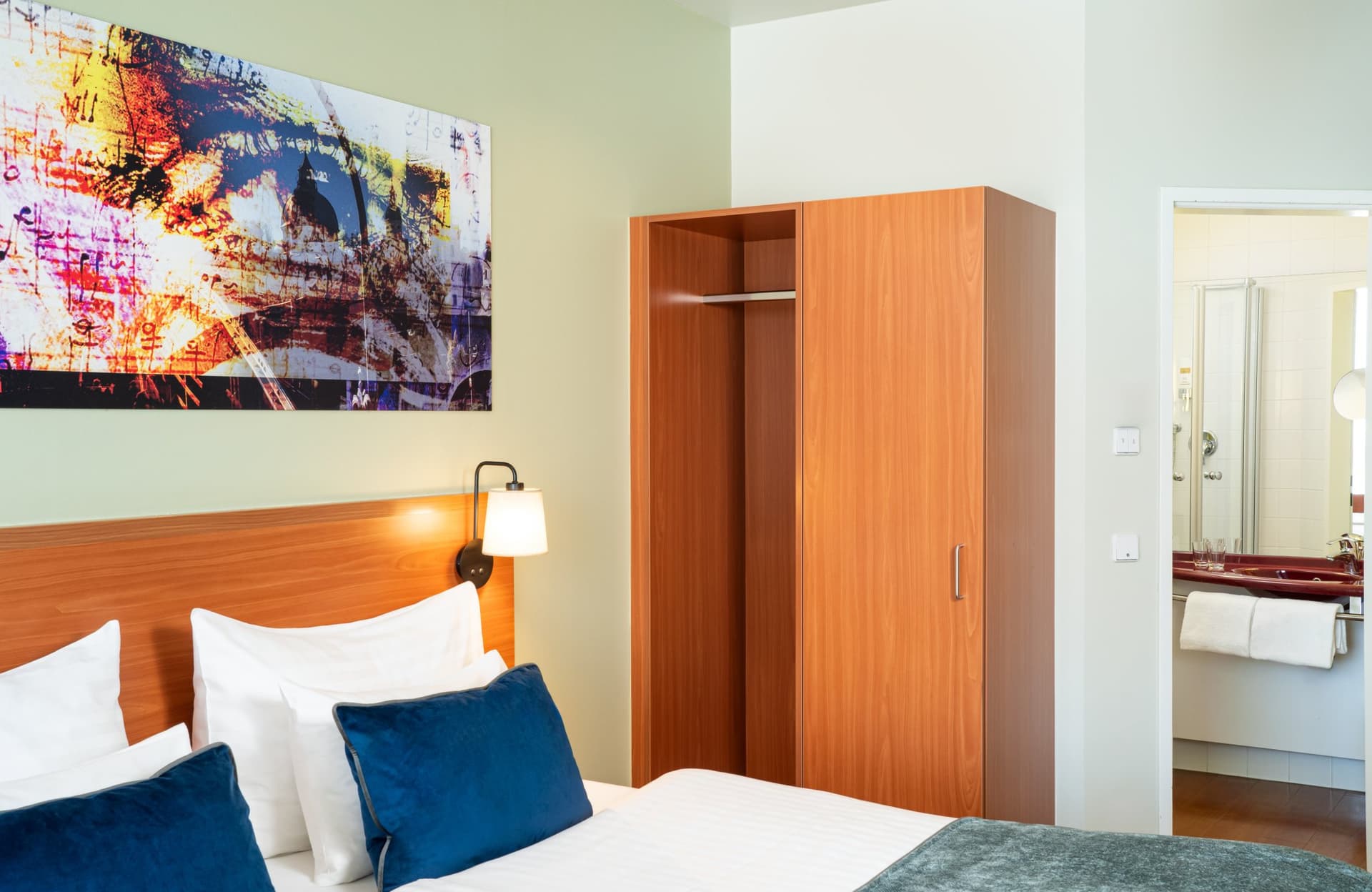 Leonardo Hotel Salzburg Airport
