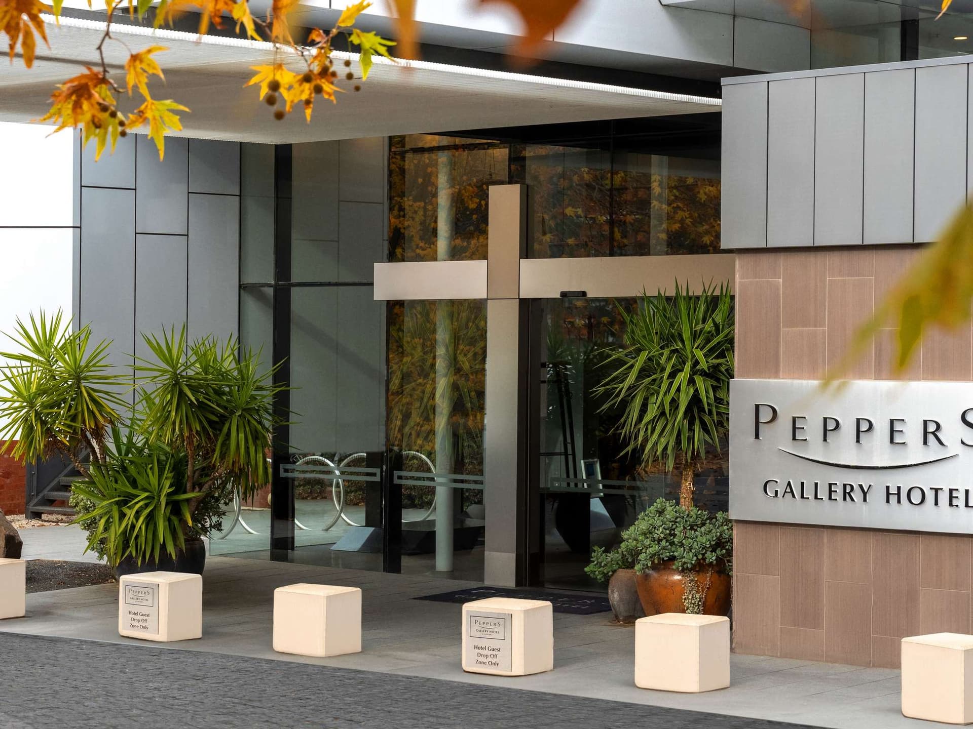 Peppers Gallery Hotel Canberra