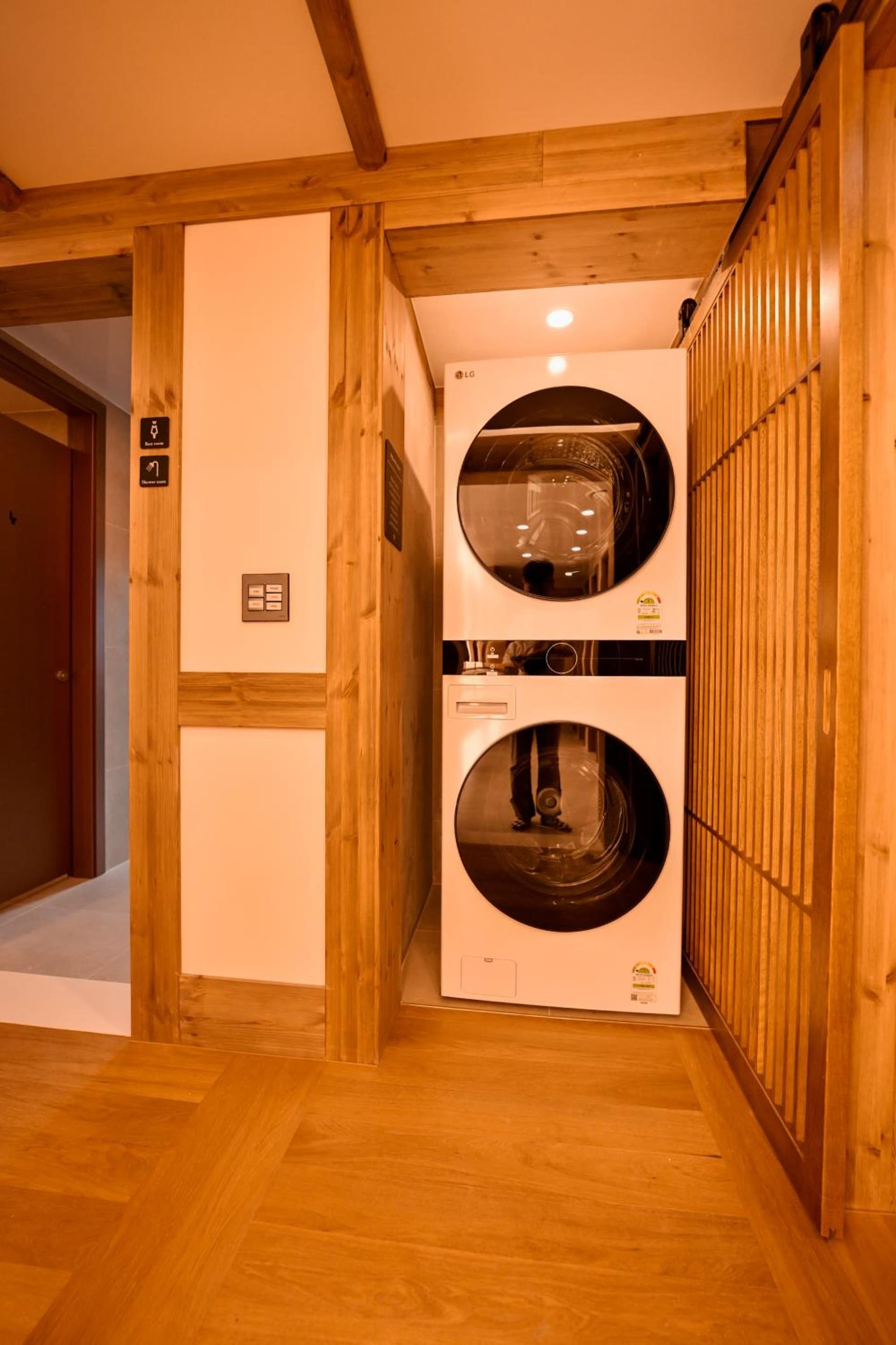 Luxury Hanok Hotel DAAM 한옥 호텔 담