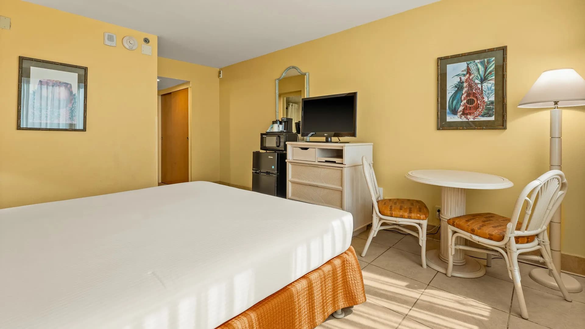 Airport Honolulu Hotel, Trademark Collection by Wyndham