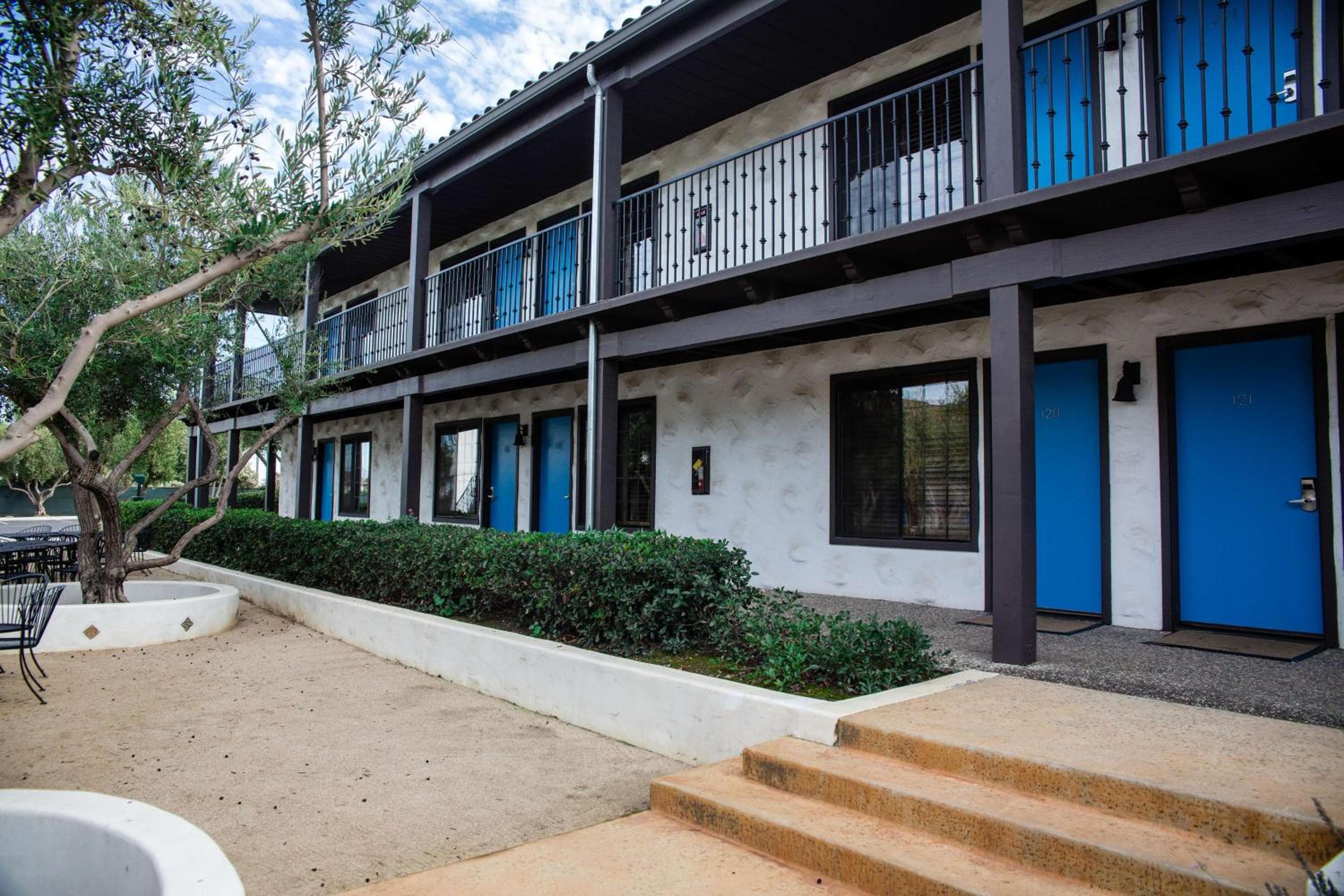 Hacienda de Leal - BW Signature Collection