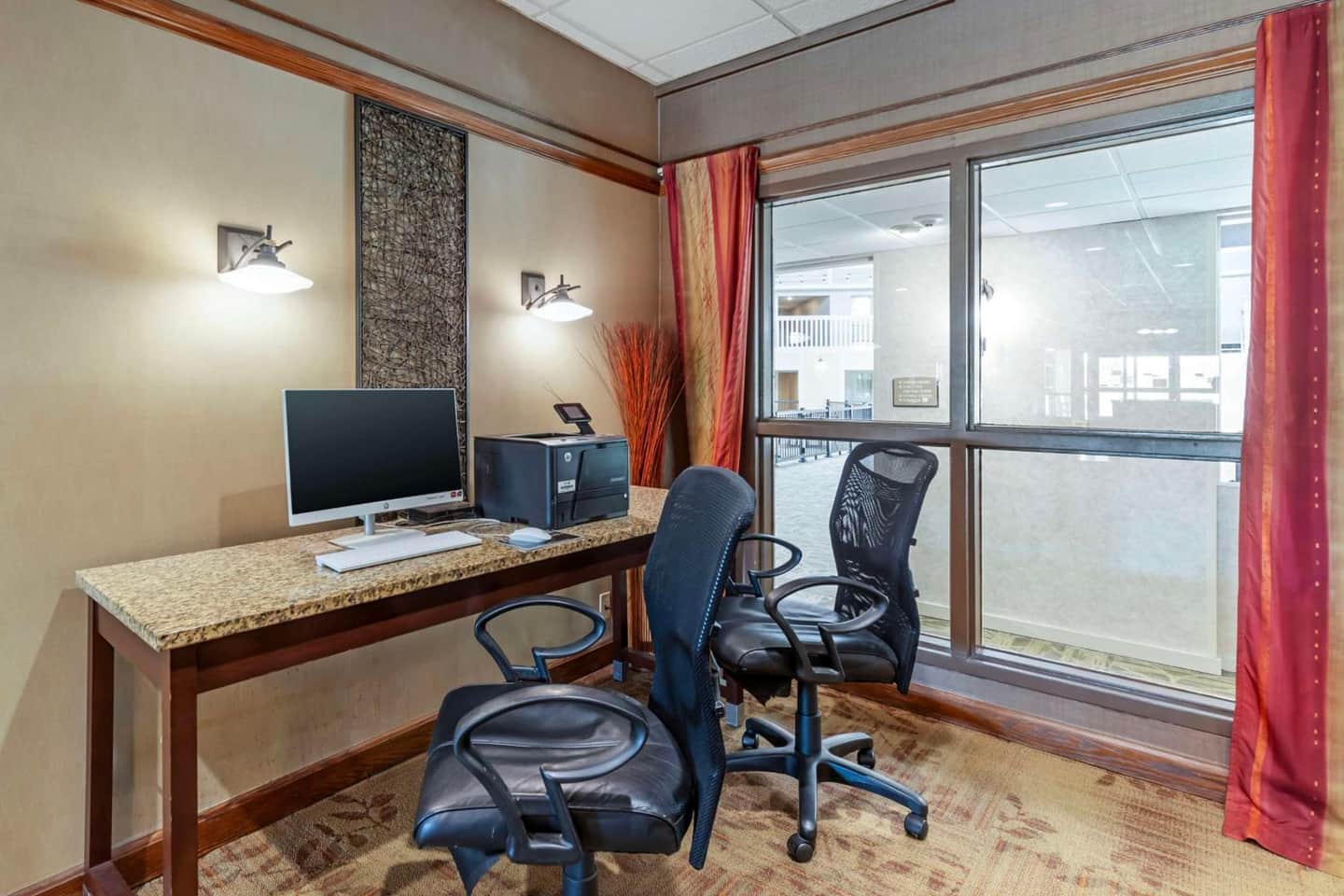 Best Western Plus Steeplegate Inn