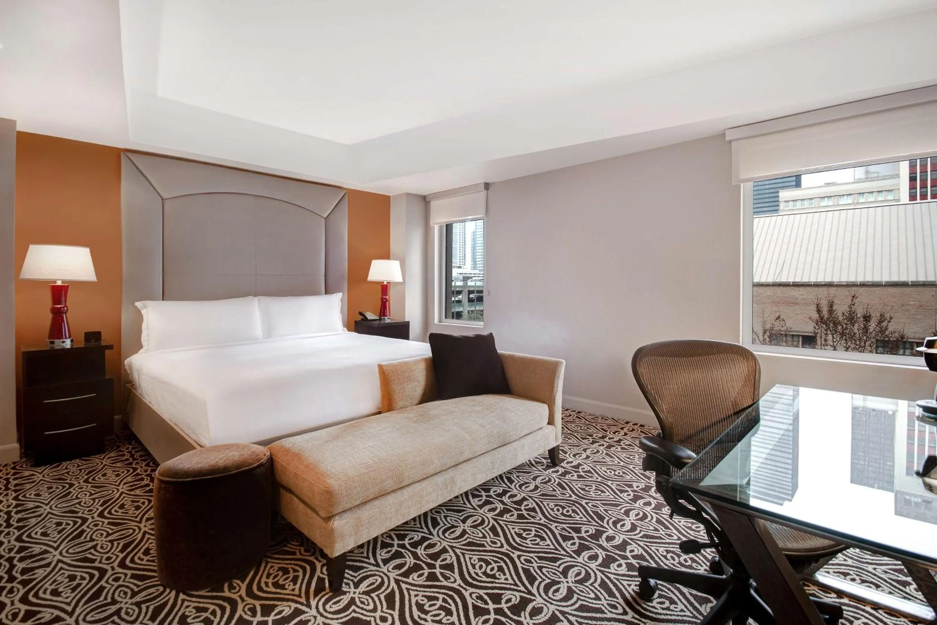 The Sam Houston Hotel, Curio Collection by Hilton