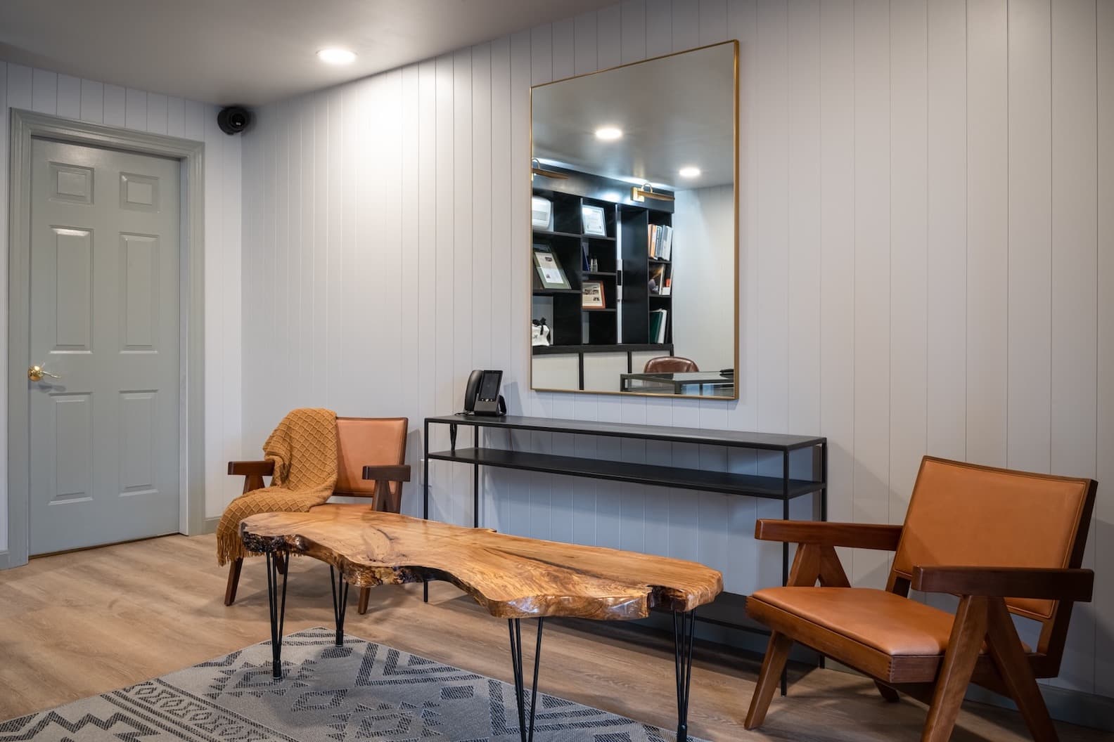 Riverhouse By Weekender