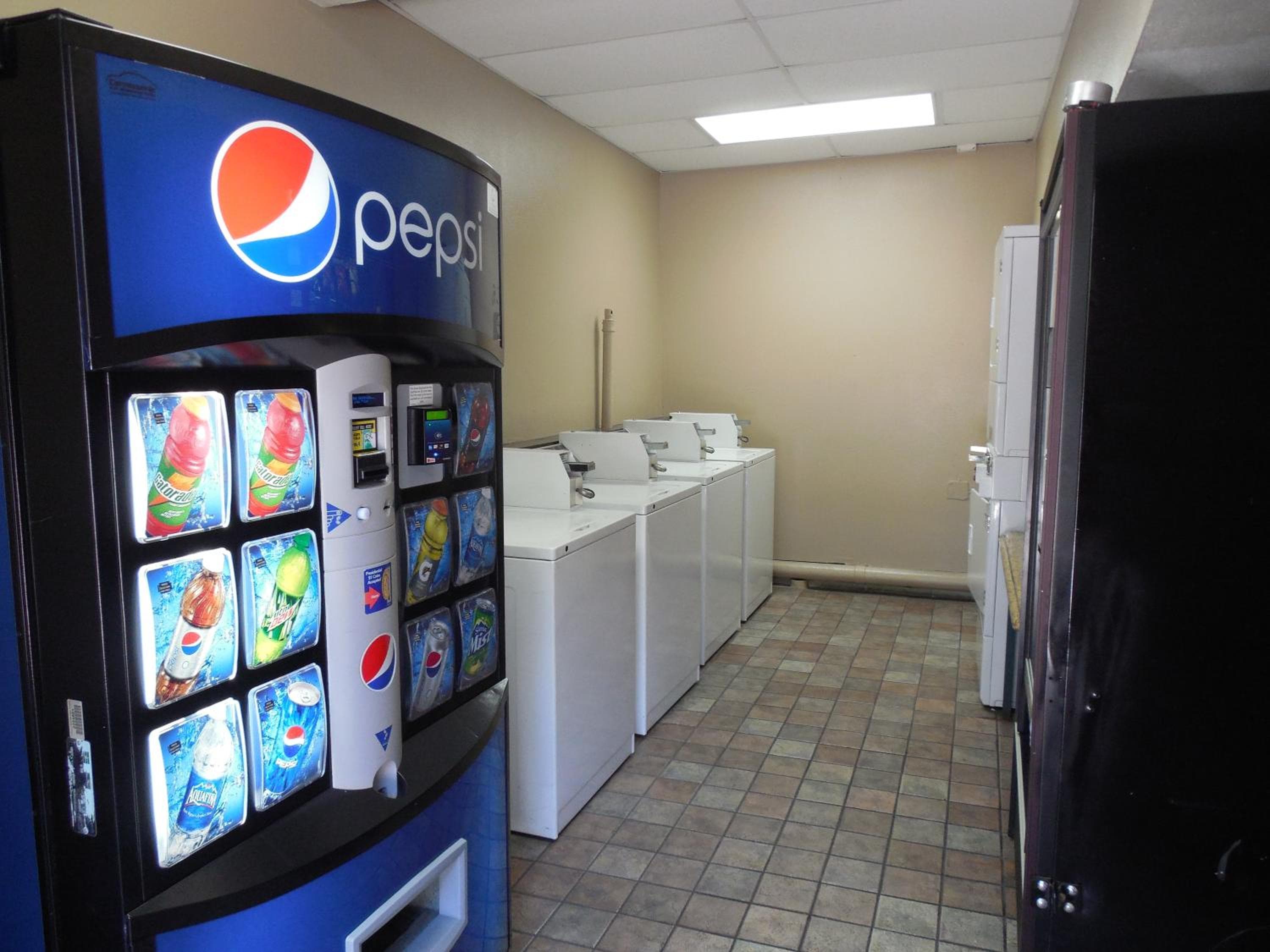 Super 8 by Wyndham San Diego Hotel Circle