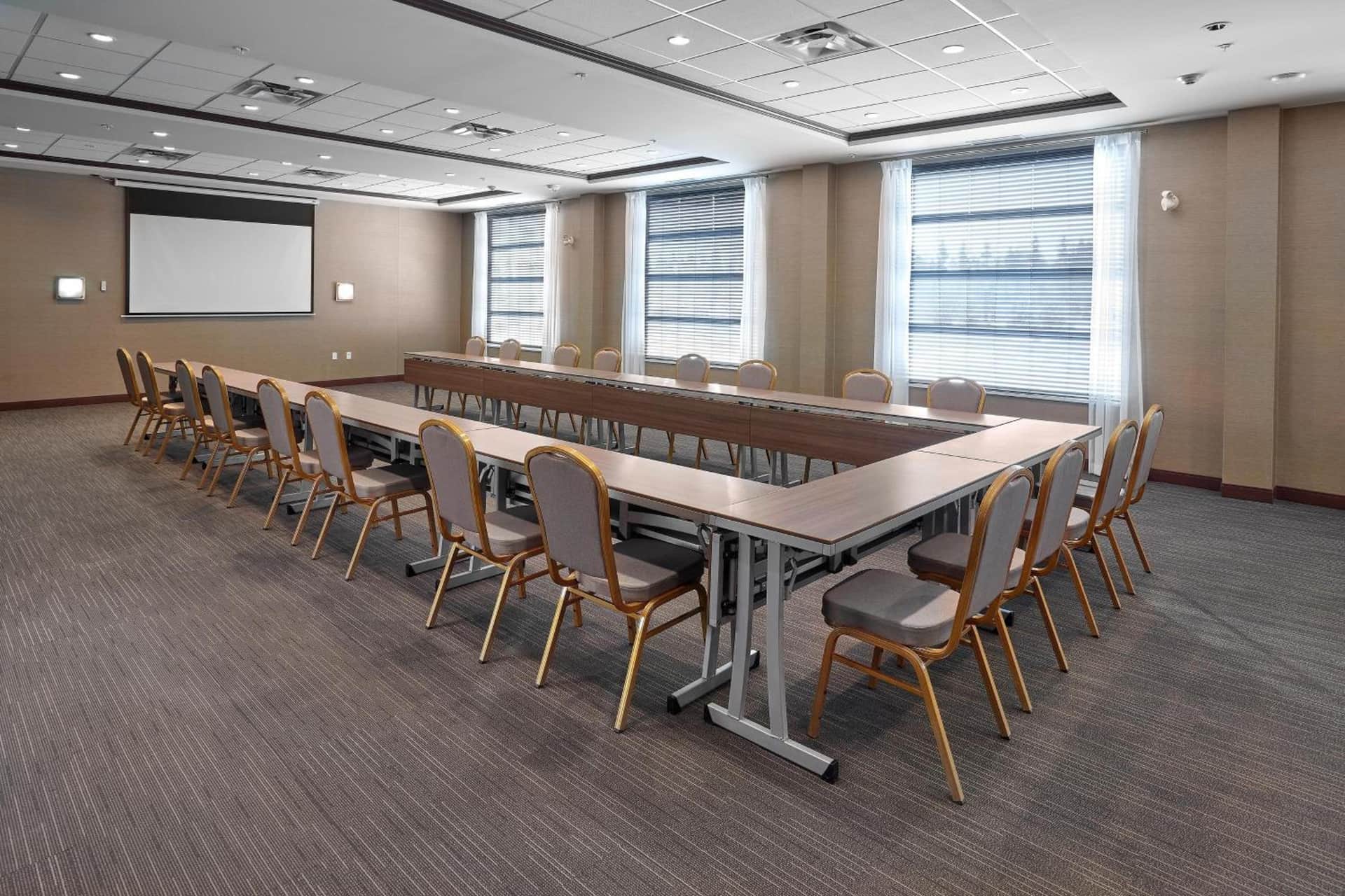 Four Points by Sheraton Edmonton West