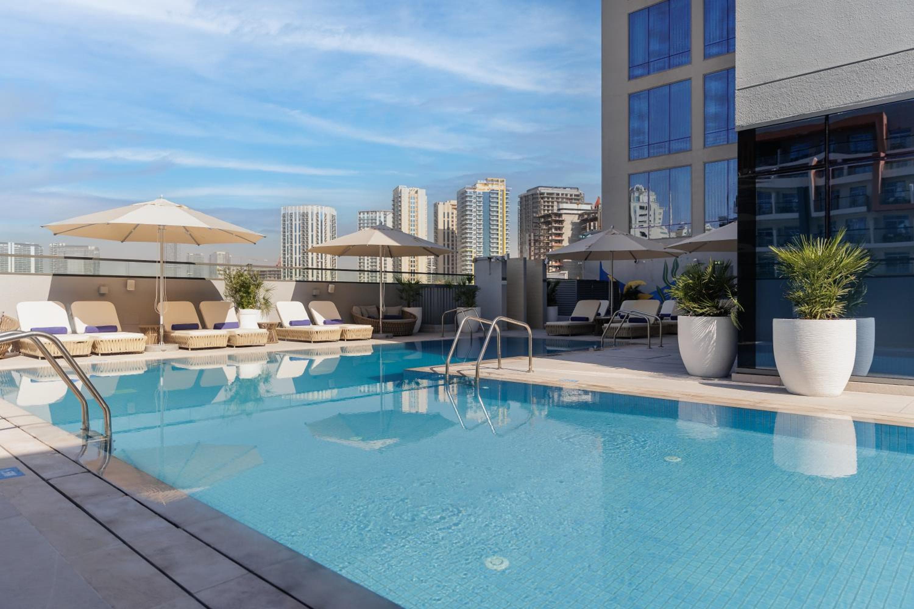 Holiday Inn Dubai Village Circle