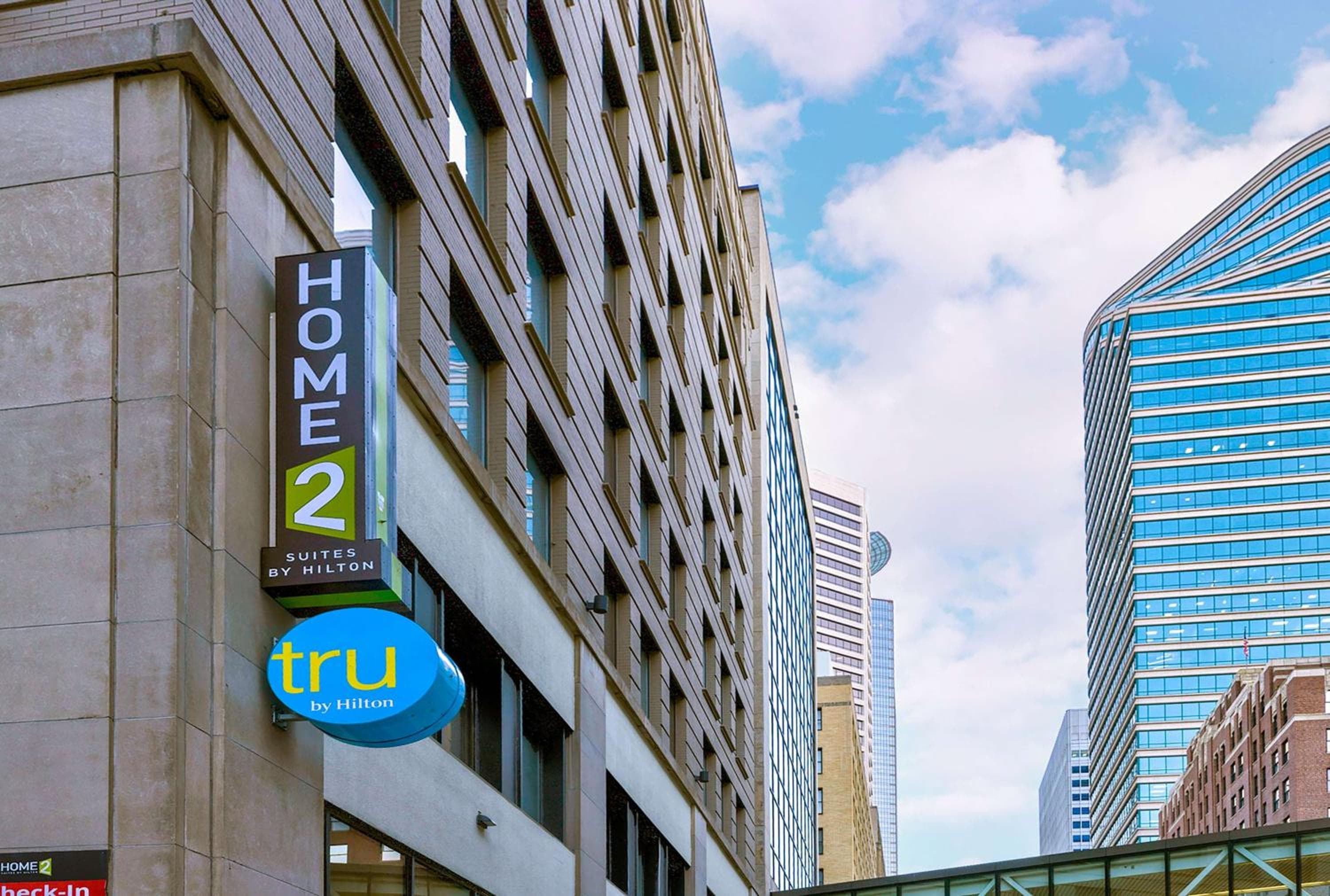 Tru by Hilton Minneapolis Downtown