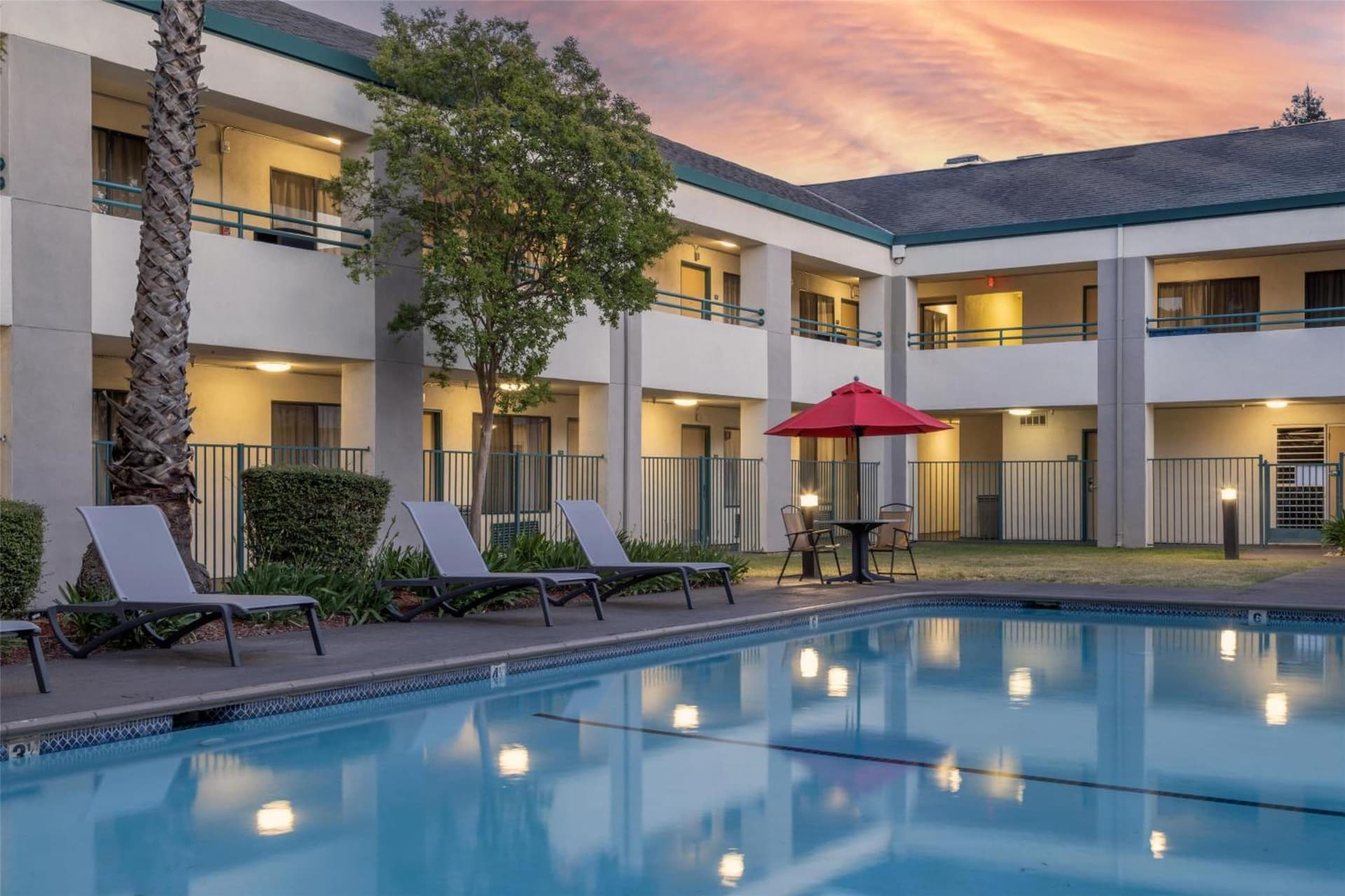 Best Western Heritage Inn