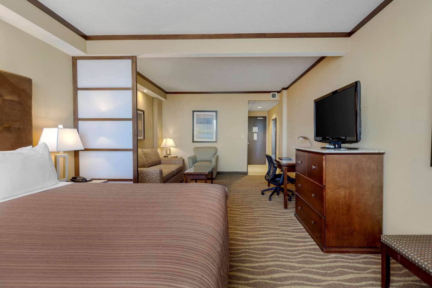 Best Western Premier Denham Inn & Suites