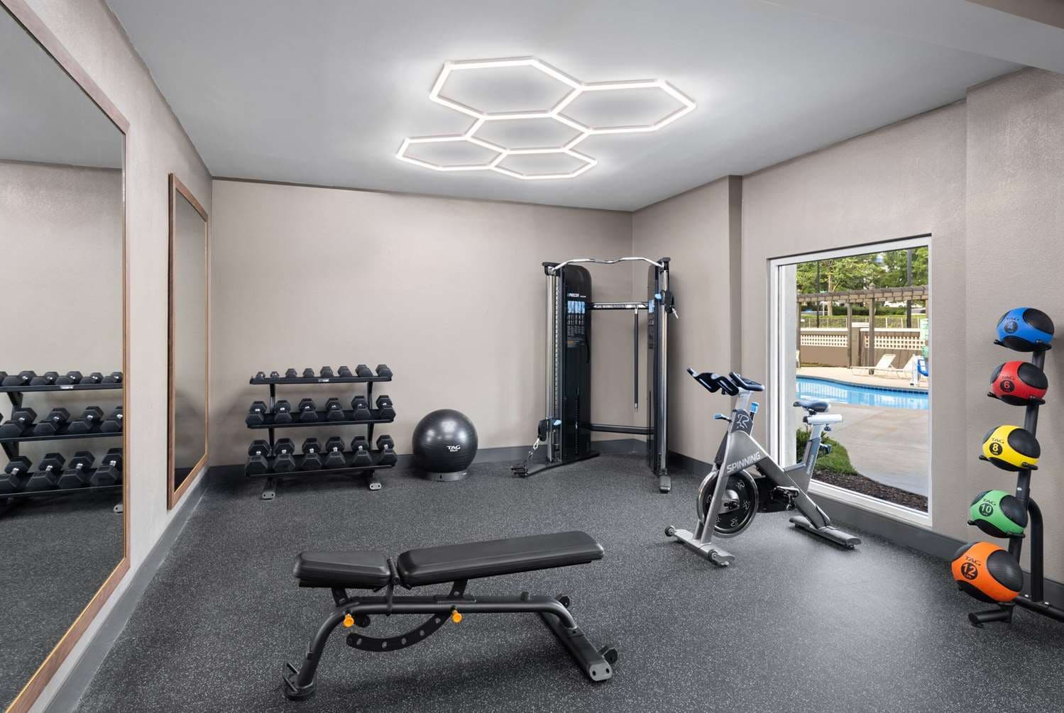 La Quinta Inn & Suites by Wyndham Greensboro NC