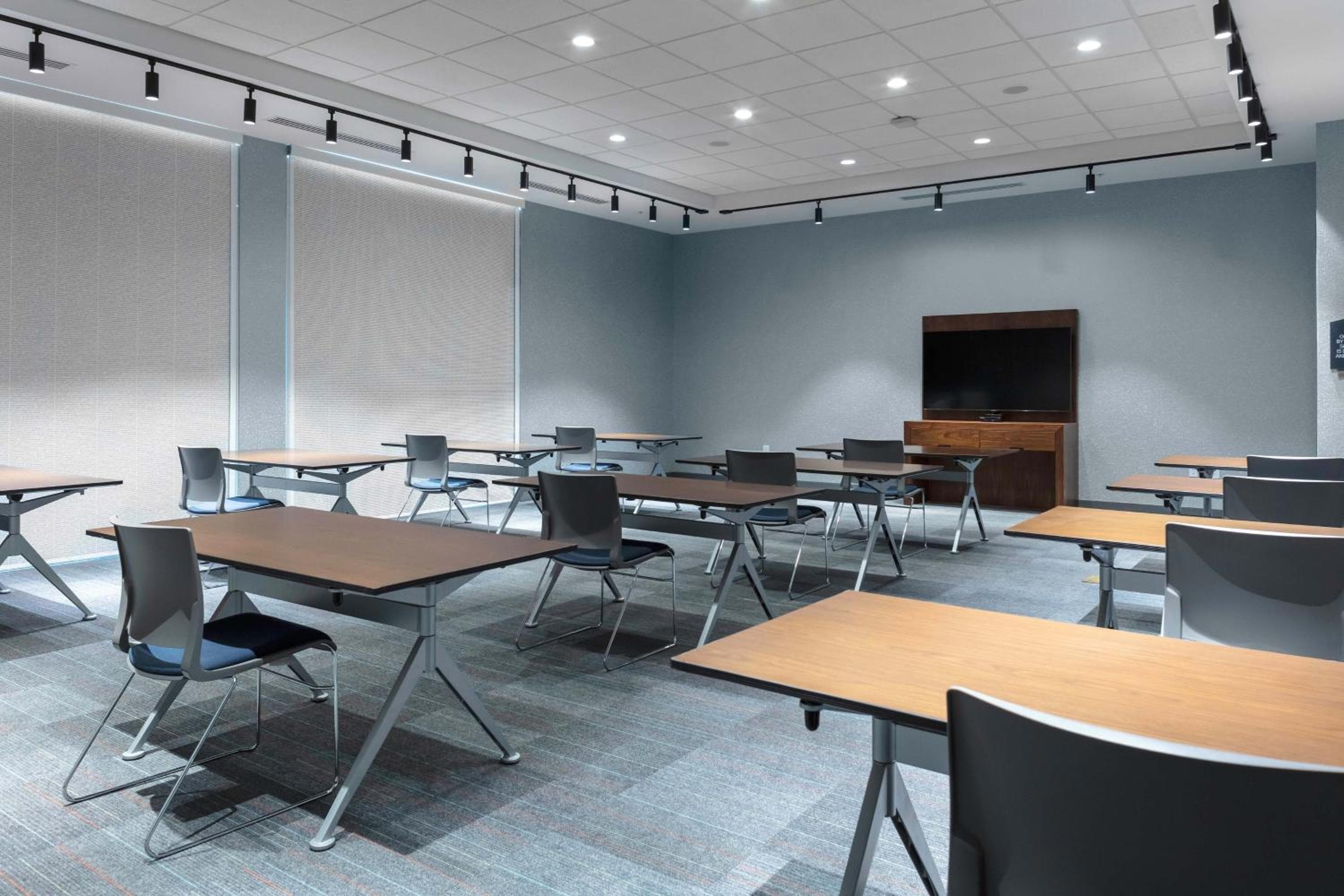 Aloft Orlando Lake Buena Vista