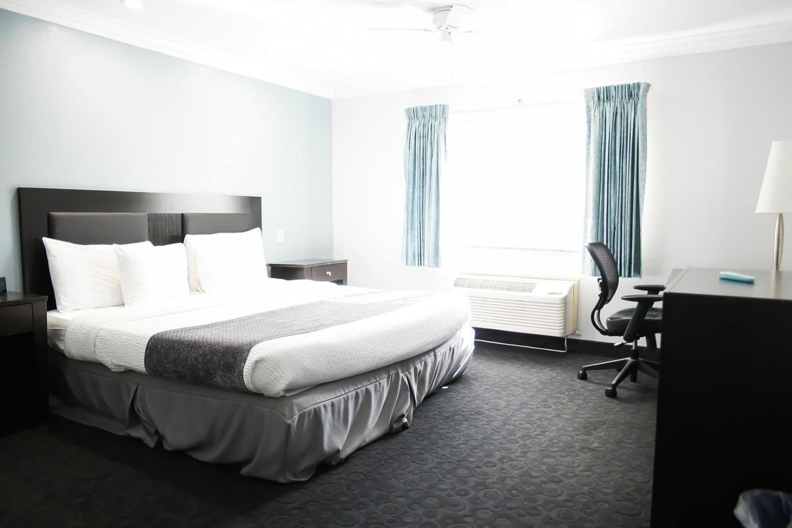 Days Inn by Wyndham West Covina